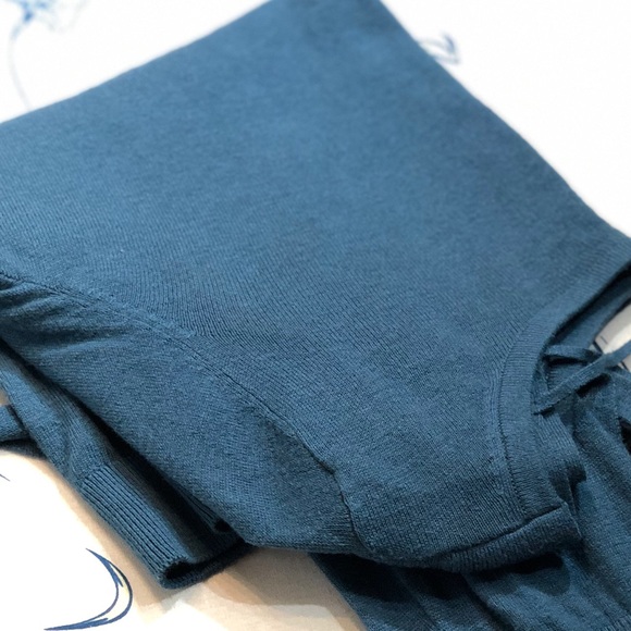 Abercrombie & Fitch wrap sweater XS - Picture 6 of 7